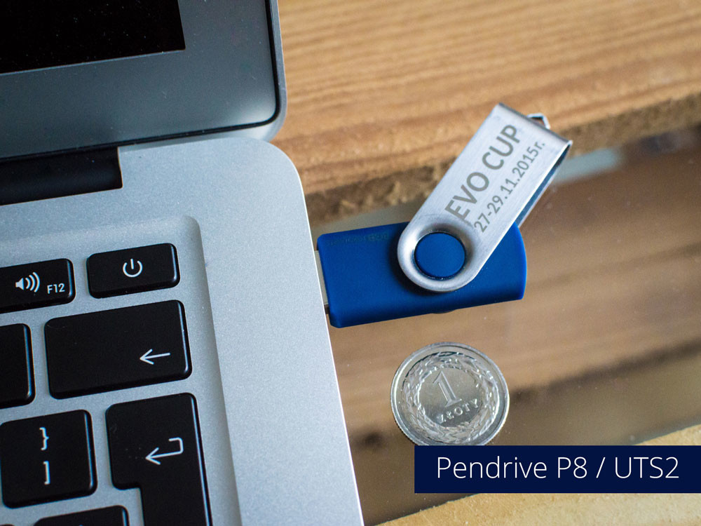 Pendrive P8